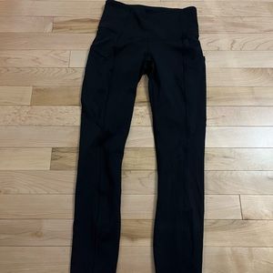 Lululemon leggings with pockets 23 inch
